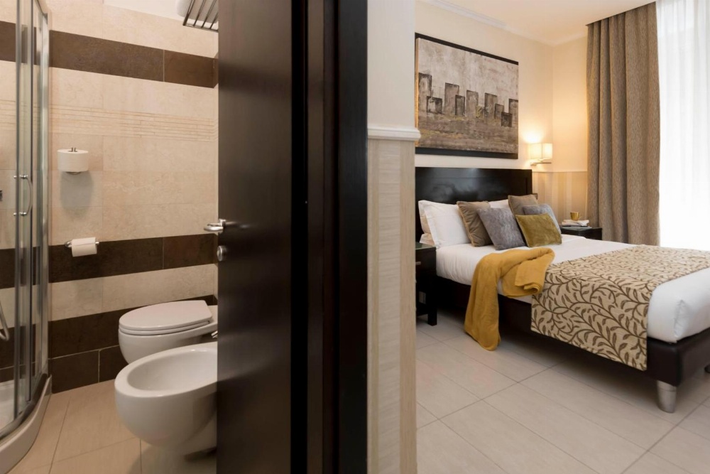Yes Hotel