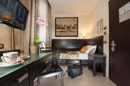 Yes Hotel image 47