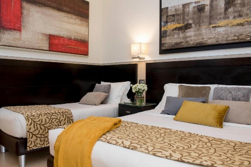 Yes Hotel image 7